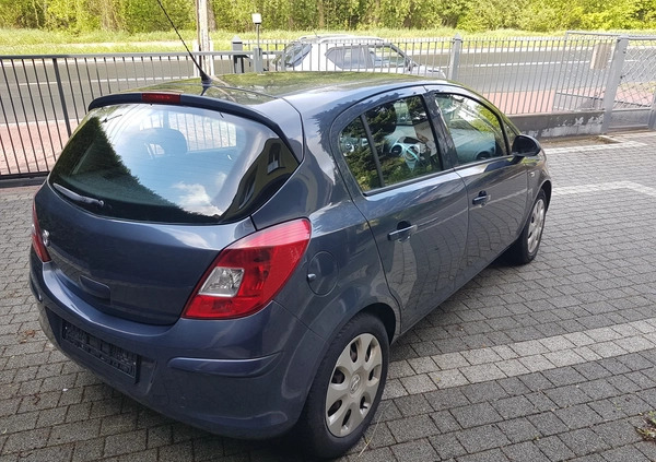 Opel Corsa cena 13500 przebieg: 182000, rok produkcji 2009 z Chełmek małe 137